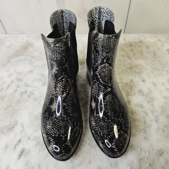 INC International Concepts Womens Size 6 Snake‎ Print Pull-on Ankle Rain Boots - Picture 2 of 9